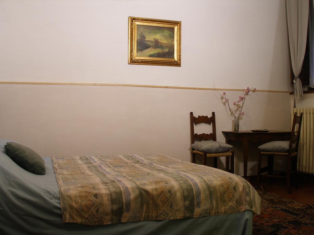 B&B Della Rosa Civitella D'Arna Rom bilde